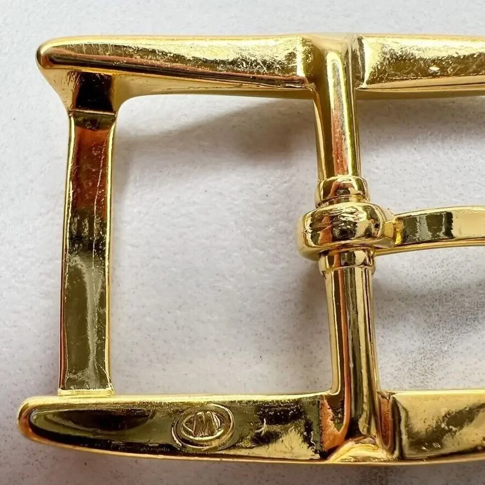 Vintage Gold Tone Simple Basic Belt Buckle for up to 1 Inch Belt